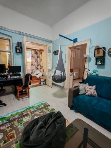 Eladó téglalakás, Nagykőrösön 50 M Ft, 3 szobás