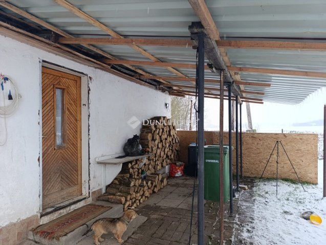 Eladó családi ház, Mohácson 7.5 M Ft, 3 szobás