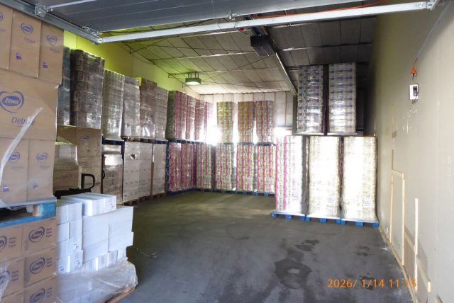 Kiadó ipari ingatlan, Pécsett 125 E Ft / hó