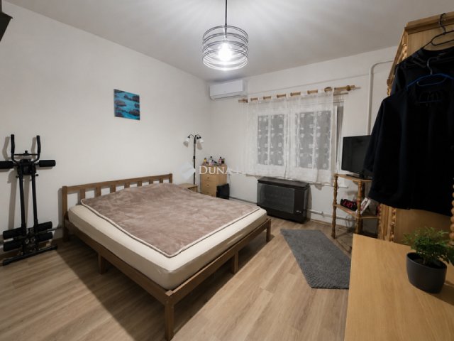 Eladó családi ház, Vecsésen 59.9 M Ft, 3 szobás