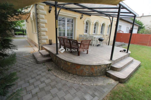 Kiadó családi ház, albérlet, Kecskeméten 564 E Ft / hó
