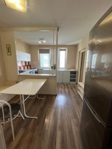 Kiadó panellakás, albérlet, Debrecenben 180 E Ft / hó, 2 szobás