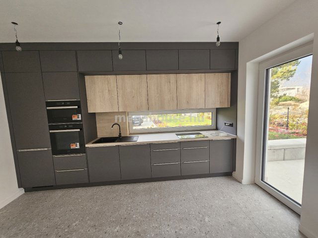 Eladó téglalakás, Budapesten, XI. kerületben, Zsázsa utcában