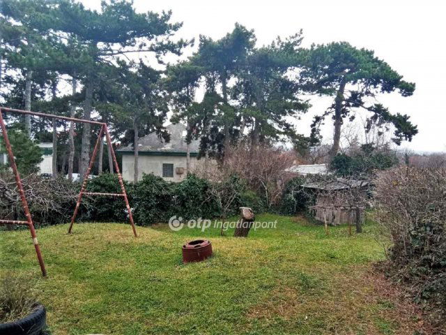 Eladó családi ház, Érden 119.9 M Ft, 5 szobás