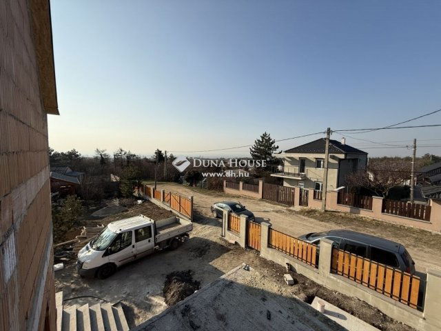 Eladó családi ház, Érden 122 M Ft, 6 szobás