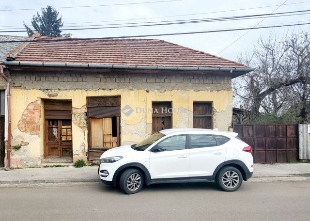 Eladó családi ház, Szécsényen 11 M Ft, 2 szobás
