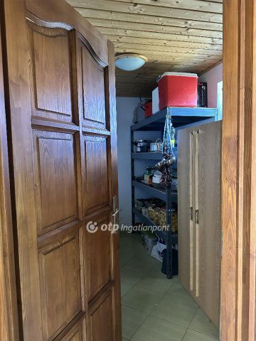 Eladó családi ház, Isztiméren 99 M Ft, 4 szobás