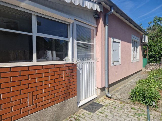 Eladó családi ház, Harkányban 33.5 M Ft, 2 szobás