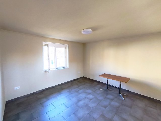 Eladó családi ház, Dombóváron 15.9 M Ft, 1+1 szobás