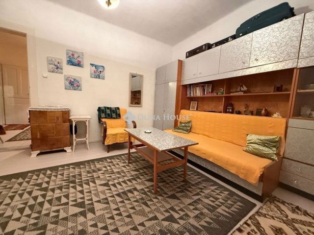 Eladó családi ház, Veresegyházon 64.5 M Ft, 2 szobás