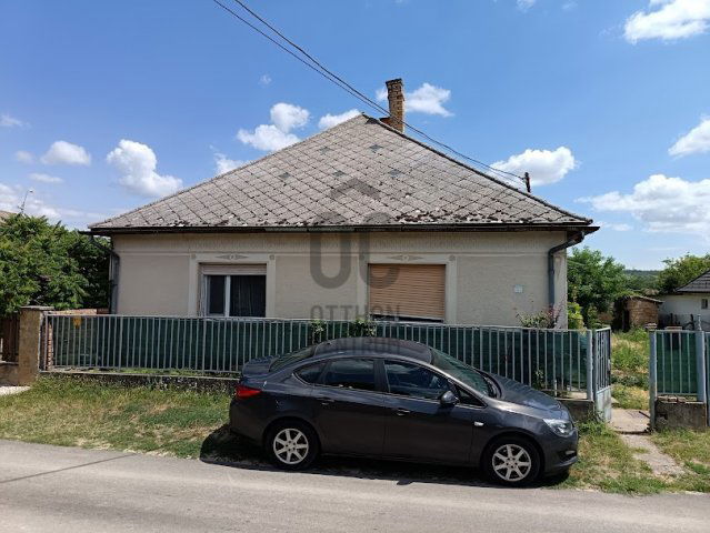 Eladó családi ház, Györkönyön 24 M Ft, 4 szobás