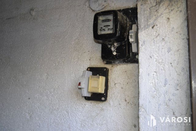 Eladó garázs, Veszprémben 5.99 M Ft / költözzbe.hu