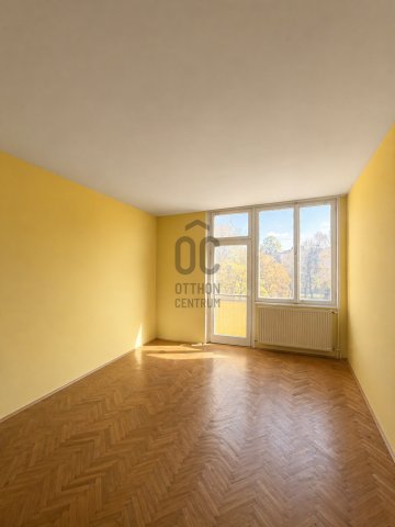 Eladó téglalakás, Budapesten, XVI. kerületben, Védő utcában