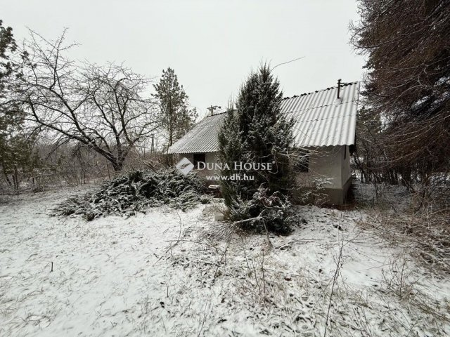 Eladó családi ház, Kecskeméten 17.99 M Ft, 1 szobás