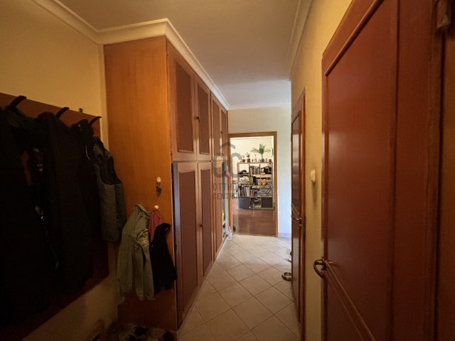 Eladó panellakás, Kecskeméten 54 M Ft, 3 szobás