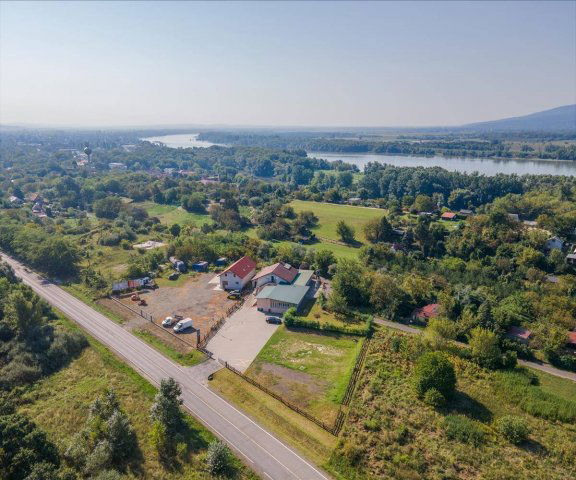 Eladó üzlethelyiség, Vácon 258 M Ft / költözzbe.hu