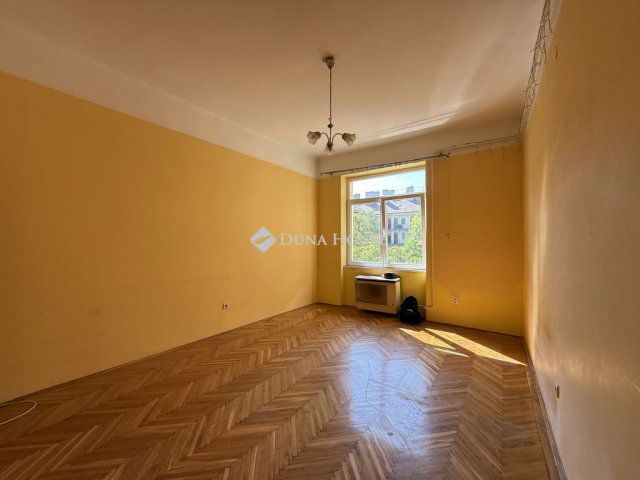 Kiadó téglalakás, albérlet, Budapesten, III. kerületben