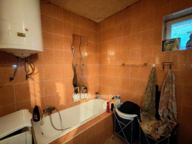 Eladó családi ház, Tökön 34.99 M Ft, 4+1 szobás