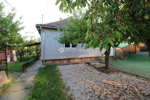 Kiadó családi ház, albérlet, Budaörsön 350 E Ft / hó