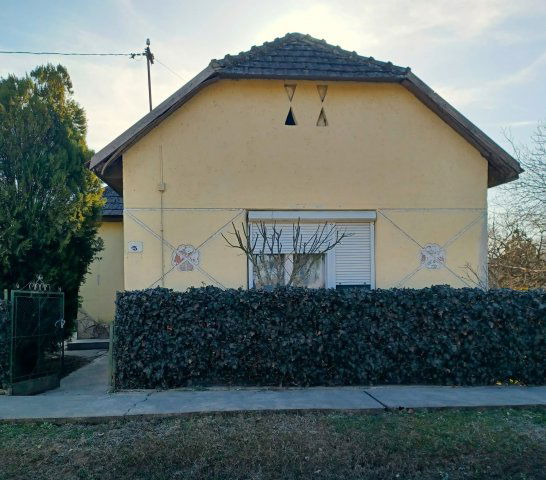 Eladó családi ház, Fülesden 11.9 M Ft, 2 szobás
