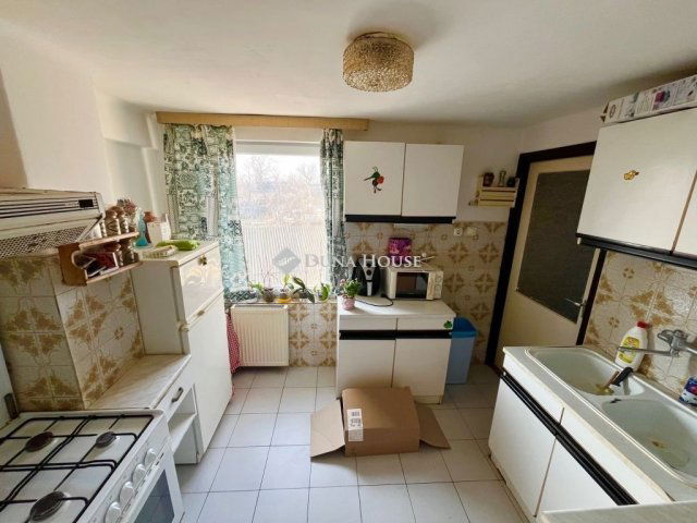 Eladó családi ház, Lovasberényben 99.9 M Ft, 5 szobás