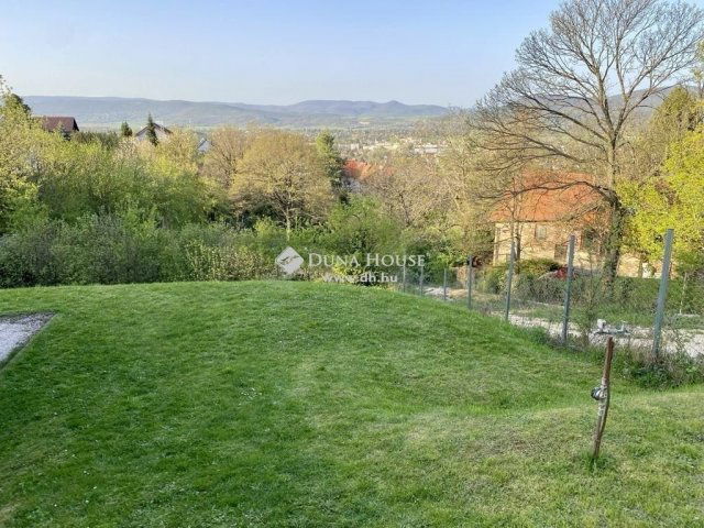 Eladó családi ház, Solymáron 79.9 M Ft, 2 szobás