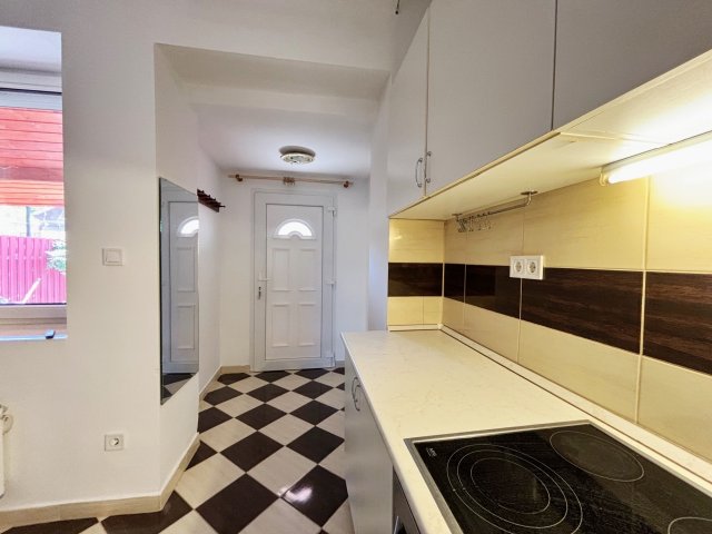 Eladó sorház, Szokolyán 41.99 M Ft, 2+1 szobás