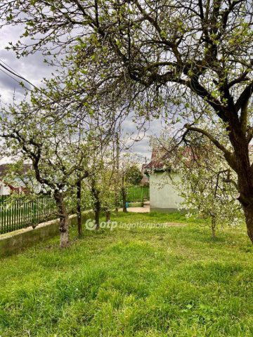 Eladó családi ház, Hosszúpályin 62.999 M Ft, 3 szobás