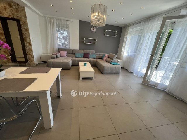 Kiadó téglalakás, albérlet, Budapesten, II. kerületben