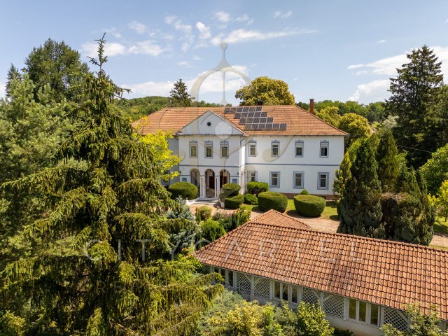 Eladó családi ház, Misefán 1020 M Ft, 22 szobás