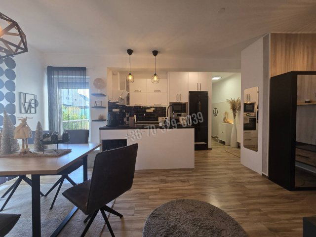 Eladó téglalakás, Sopronban 74.9 M Ft, 2 szobás