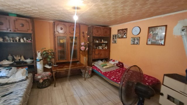 Eladó családi ház, Debrecenben 12.9 M Ft, 2 szobás
