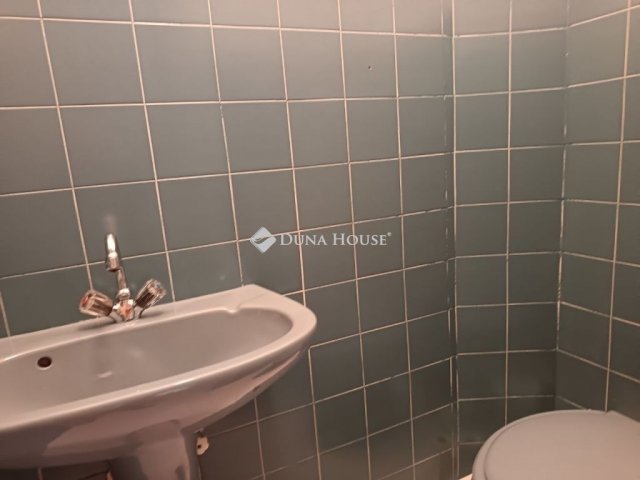 Eladó téglalakás, Budapesten, X. kerületben 64.9 M Ft
