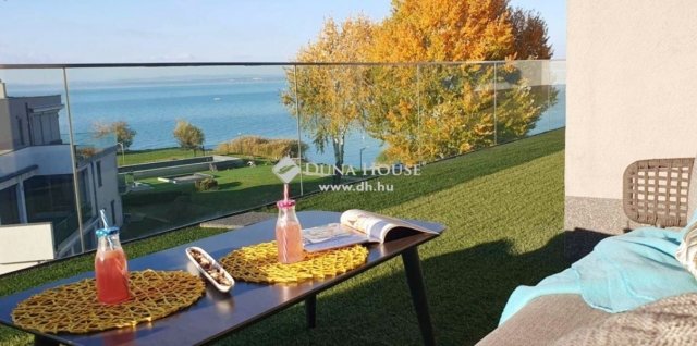 Eladó téglalakás, Siófokon 185 M Ft, 3 szobás