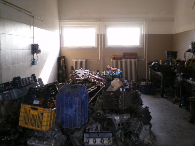 Eladó ipari ingatlan, Budapesten, XXII. kerületben 320 M Ft