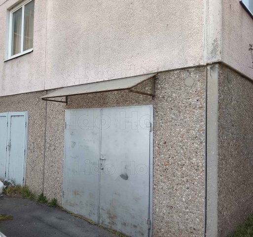 Eladó garázs, Tatabányán 11.8 M Ft / költözzbe.hu