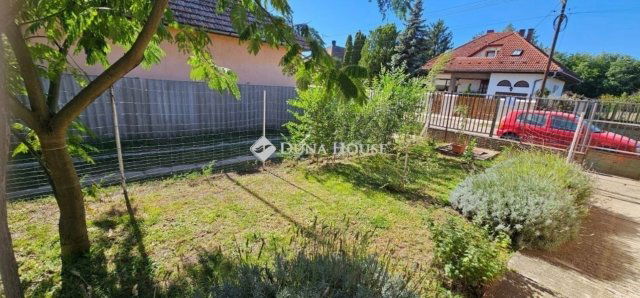 Eladó családi ház, Tápiószecsőn 44.5 M Ft, 3 szobás