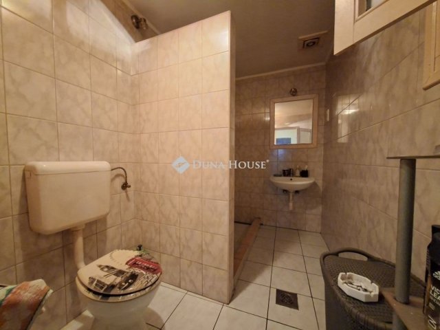 Eladó családi ház, Budapesten, XVII. kerületben 89.5 M Ft