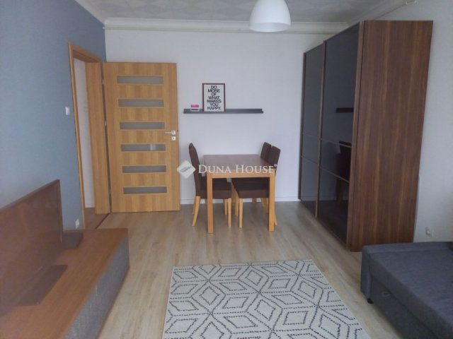 Kiadó panellakás, albérlet, Tiszaújvárosban 140 E Ft / hó