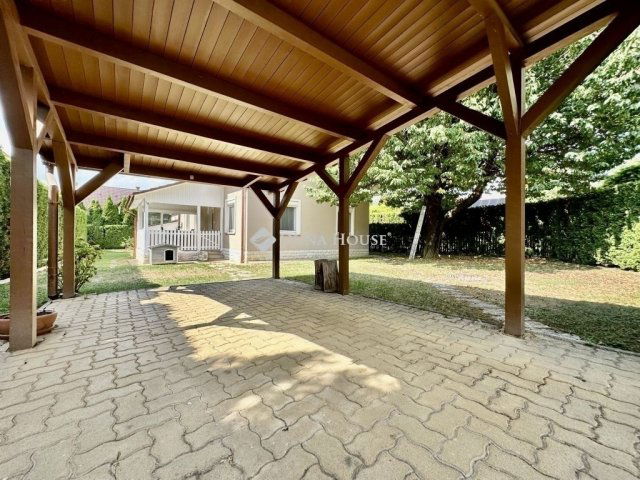 Eladó családi ház, Kozármislenyen 168.49 M Ft, 5 szobás