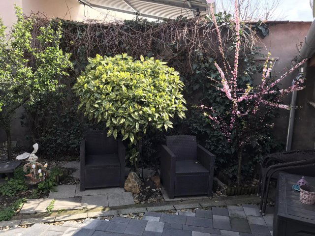 Eladó családi ház, Baján 56 M Ft, 2+1 szobás