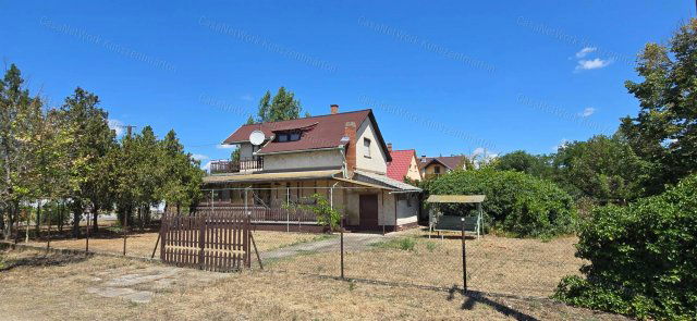 Eladó családi ház, Cserkeszőlőn 26.9 M Ft, 3 szobás