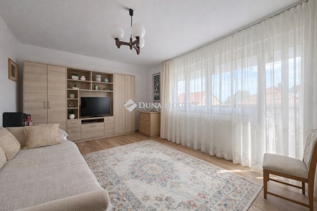 Eladó családi ház, Pogányon 110 M Ft, 5 szobás