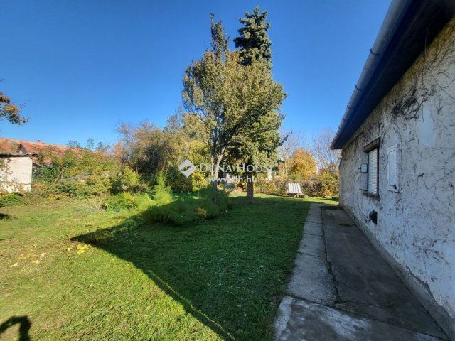 Eladó családi ház, Kislángon 22.9 M Ft, 2 szobás