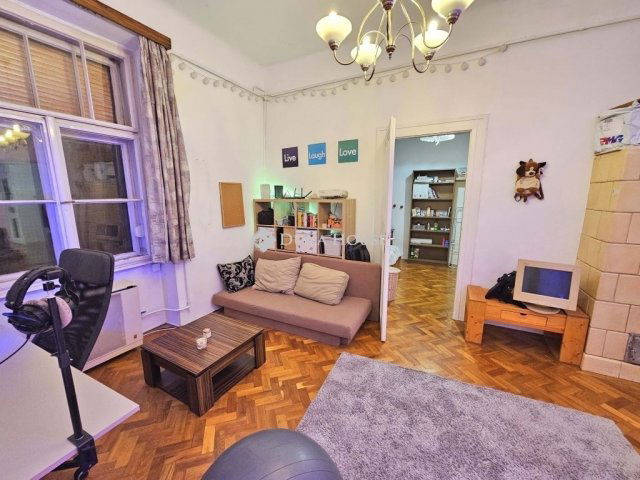 Eladó téglalakás, Budapesten, VIII. kerületben 65 M Ft, 2 szobás