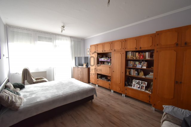 Eladó téglalakás, Zalaegerszegen, Hegyalja utcában 39.9 M Ft