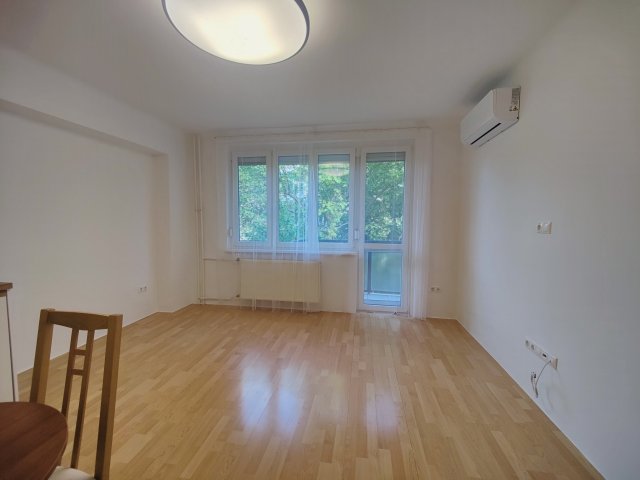 Kiadó téglalakás, albérlet, XII. kerületben, Böszörményi úton