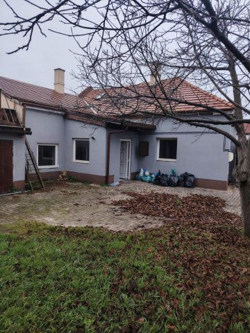 Eladó családi ház, Tapolcán 44.9 M Ft, 3 szobás