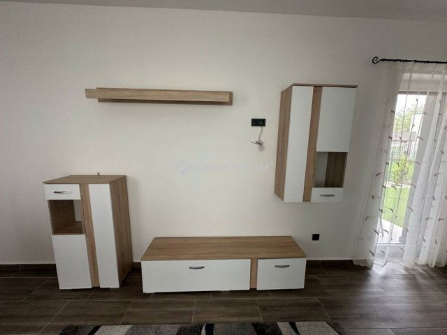 Kiadó téglalakás, albérlet, Hajdúszoboszlón 300 E Ft / hó