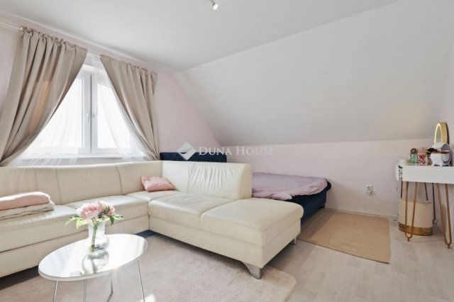 Eladó családi ház, Kozármislenyen 178.99 M Ft, 5 szobás